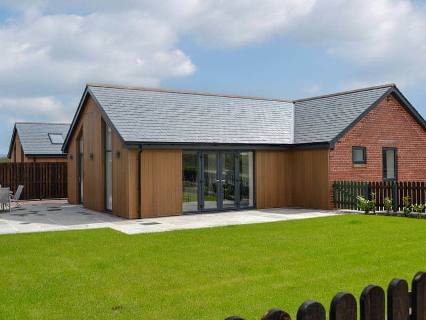 Exterior | Old Byre Cottage - Old View Holidays, Carlisle