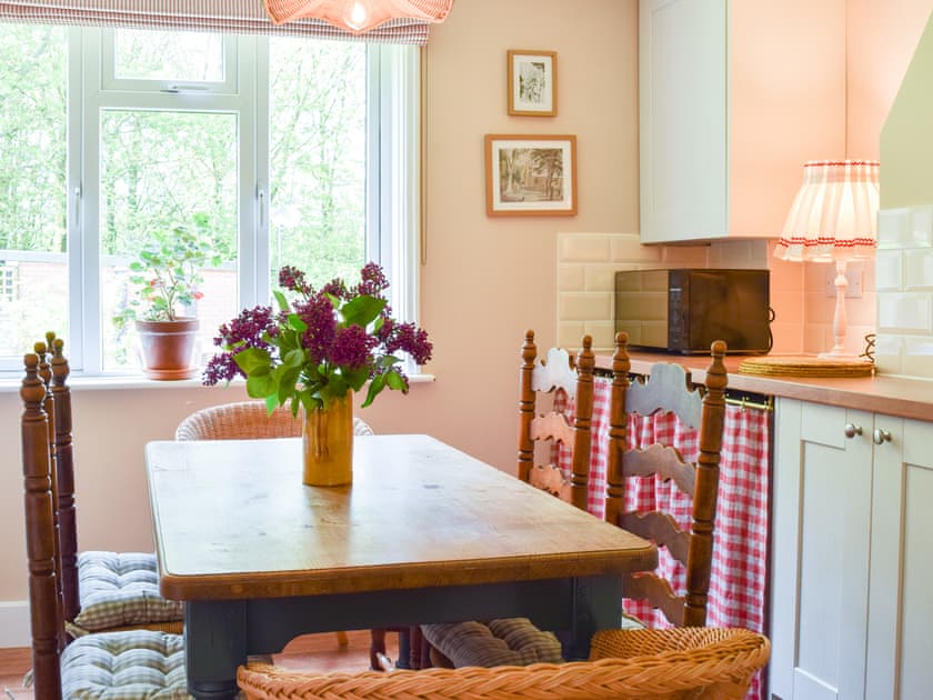Dining room | Club Cottage, Farleigh Wallop, near Basingstoke