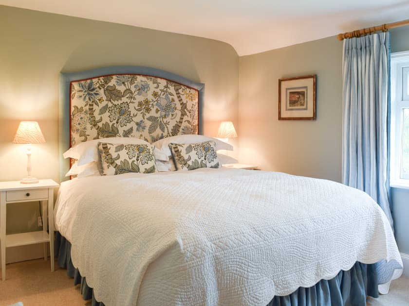 Double bedroom | Club Cottage, Farleigh Wallop, near Basingstoke