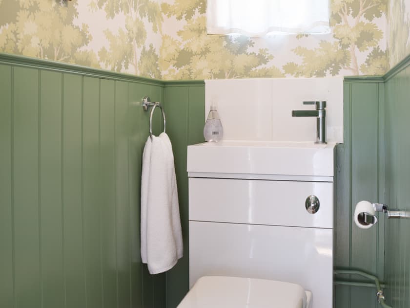 Bathroom | Club Cottage, Farleigh Wallop, near Basingstoke