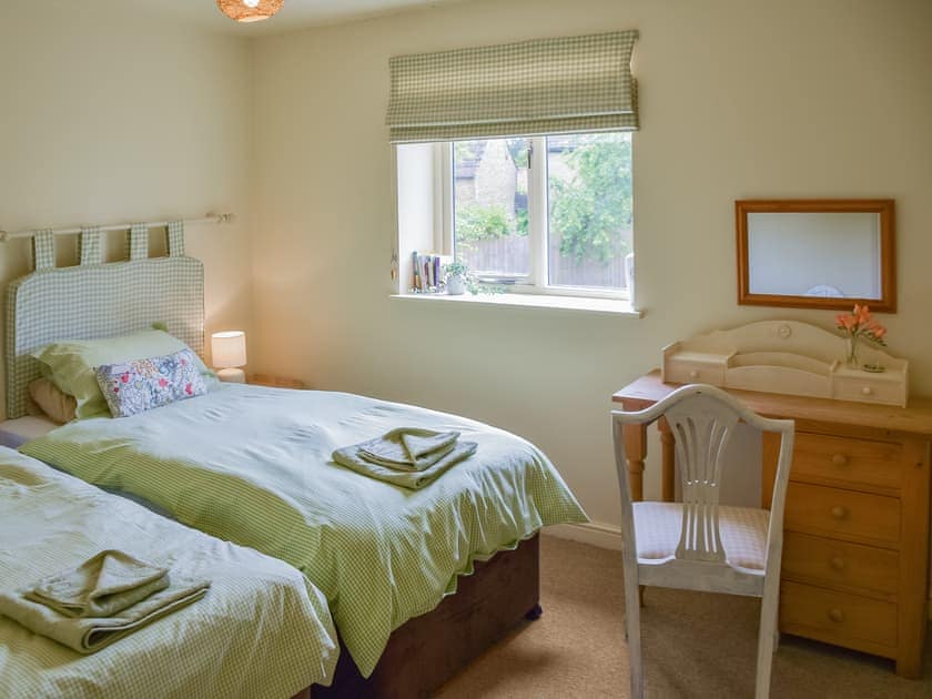 Twin bedroom | Lily Pad 4 - Lily Pad Cottages, Nassington, near Stamford