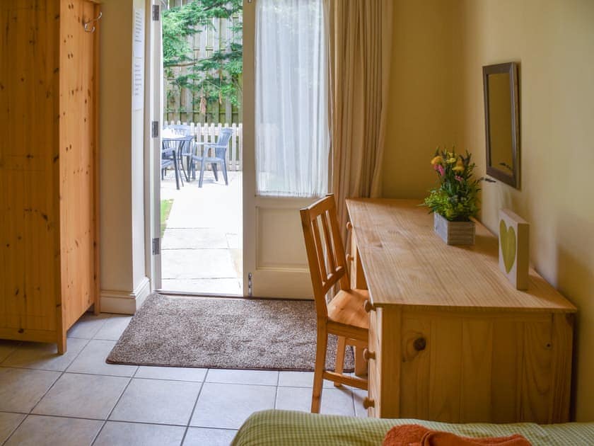 Twin bedroom | Lily Pad 8 - Lily Pad Cottages, Nassington, near Stamford