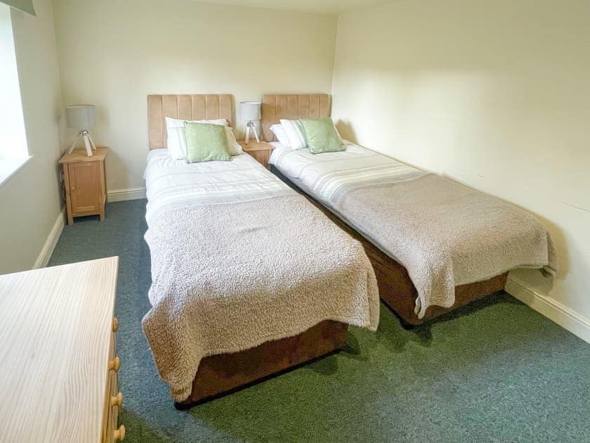 Twin bedroom | Lily Pad 9 - Lily Pad Cottages, Nassington, near Stamford