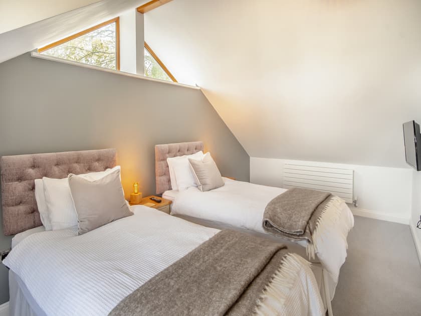 Twin bedroom | Red Squirrel Cottage, Whitwell, near Ventnor