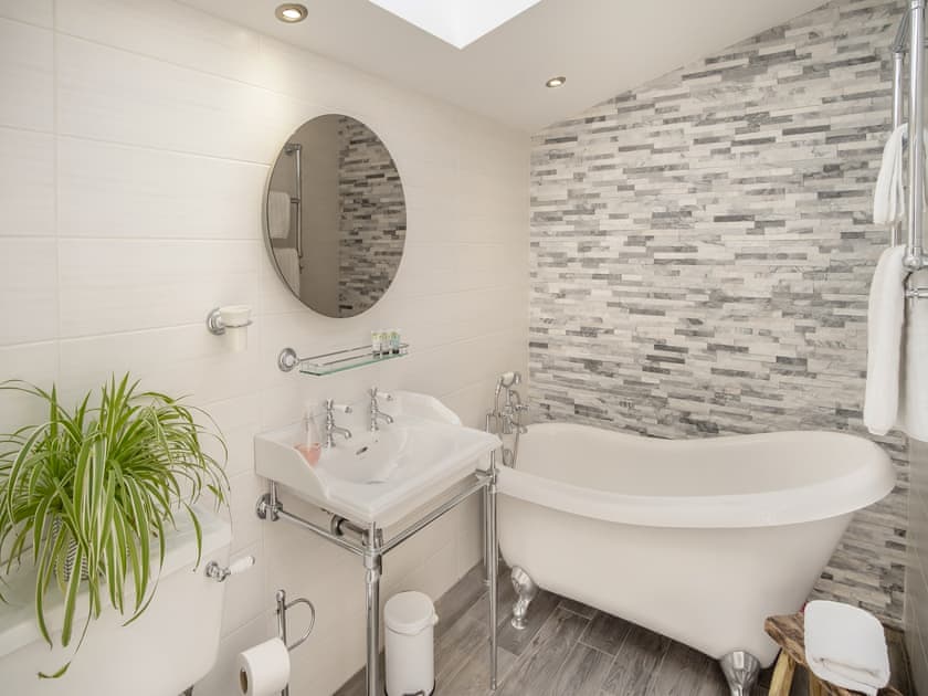 Bathroom | Red Squirrel Cottage, Whitwell, near Ventnor