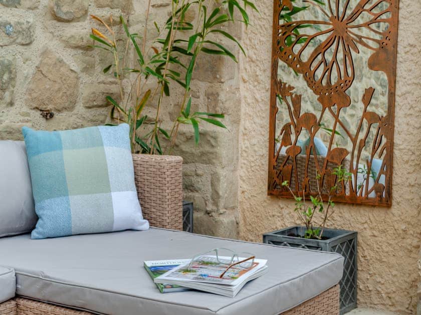Sitting-out-area | Hidden Gem, Amble, near Warkworth.
