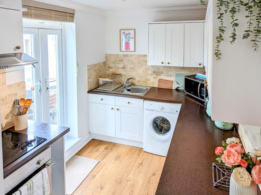 Kitchen | 7 Goodrington Lodge - Goodrington Lodge, Paignton