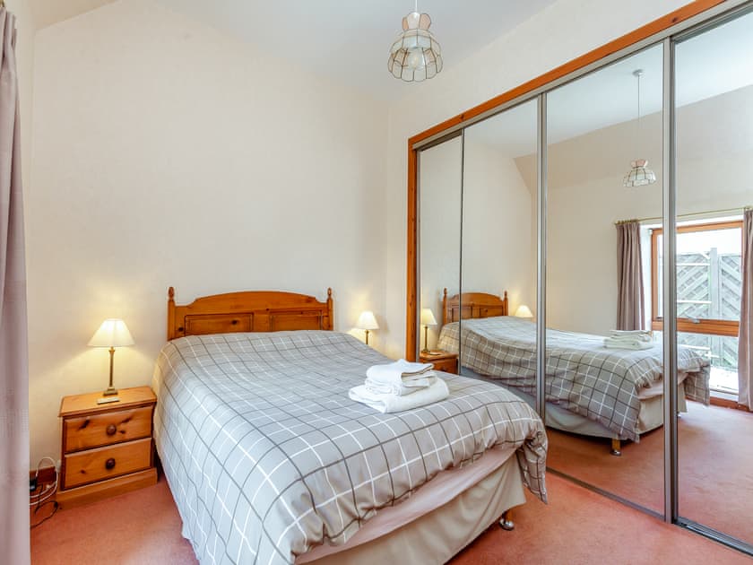 Double bedroom | The Coyles Cottage - The Coyles, Ballater