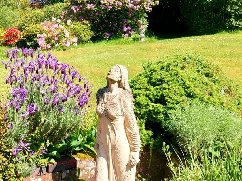 Garden and grounds | Kipling Cottage, Etchingham