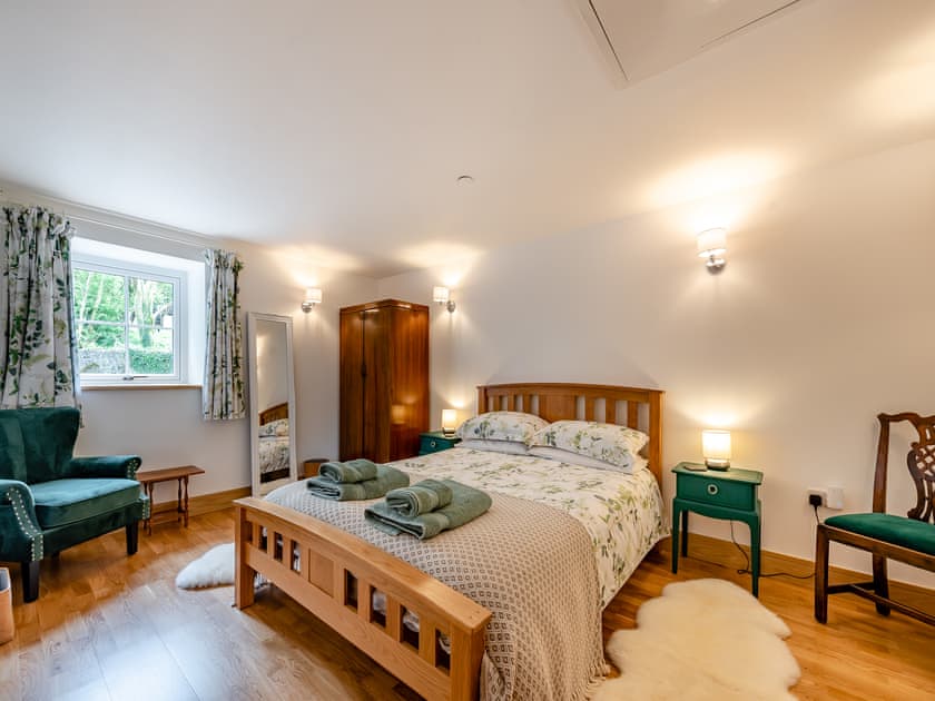 Double bedroom | Y Beudy, Llanwenog, near Llanybydder