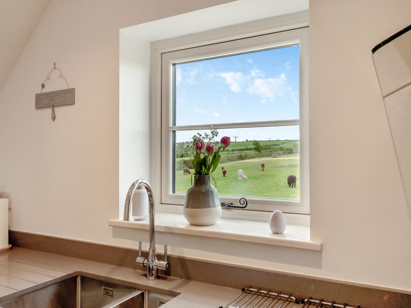 Kitchen area | Caerau Bach, Trefin, near St David’s