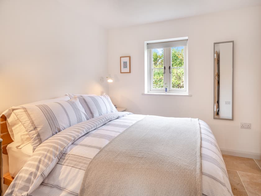 Double bedroom en-suite | Caerau Bach, Trefin, near St David’s