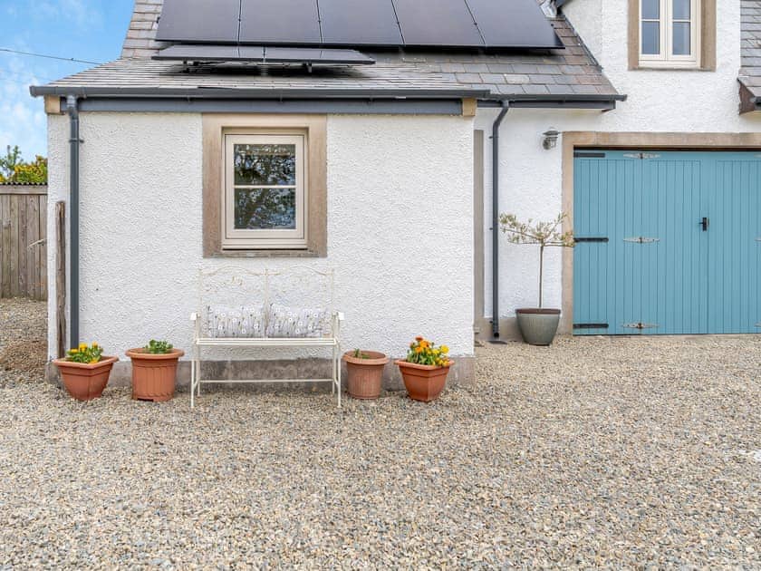 Outdoor area | Caerau Bach, Trefin, near St David’s