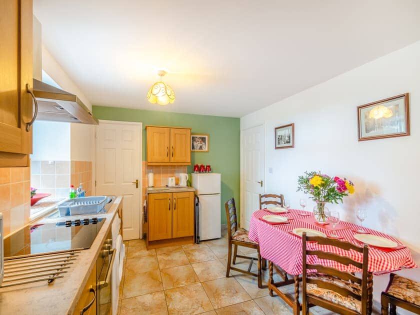Kitchen/diner | The Granary - Wilson Cottages, Lingdale, near Saltburn-by-the-Sea