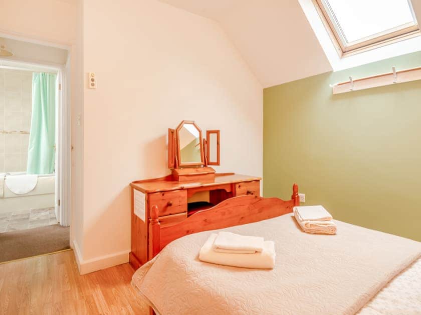 Double bedroom | The Granary - Wilson Cottages, Lingdale, near Saltburn-by-the-Sea