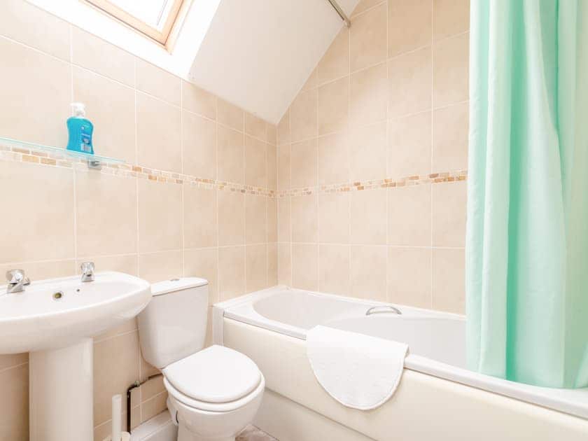 Bathroom | The Granary - Wilson Cottages, Lingdale, near Saltburn-by-the-Sea