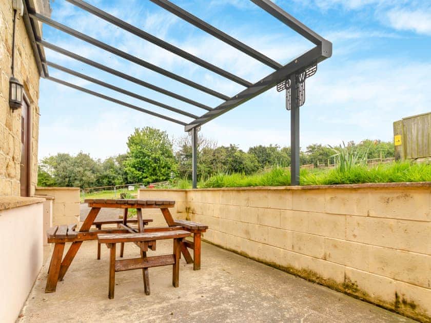 Sitting-out-area | The Granary - Wilson Cottages, Lingdale, near Saltburn-by-the-Sea
