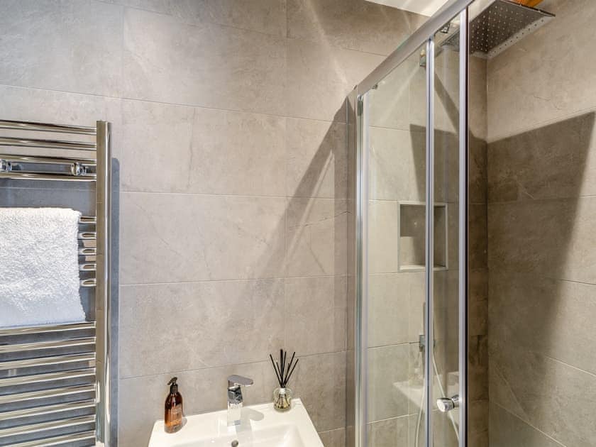 En-suite | The Mill Townhouse, Glasshouses, near Pateley Bridge
