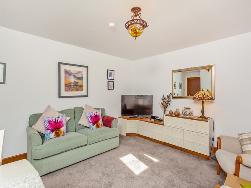 Living room/dining room | Fyvie Cottage, Fort William