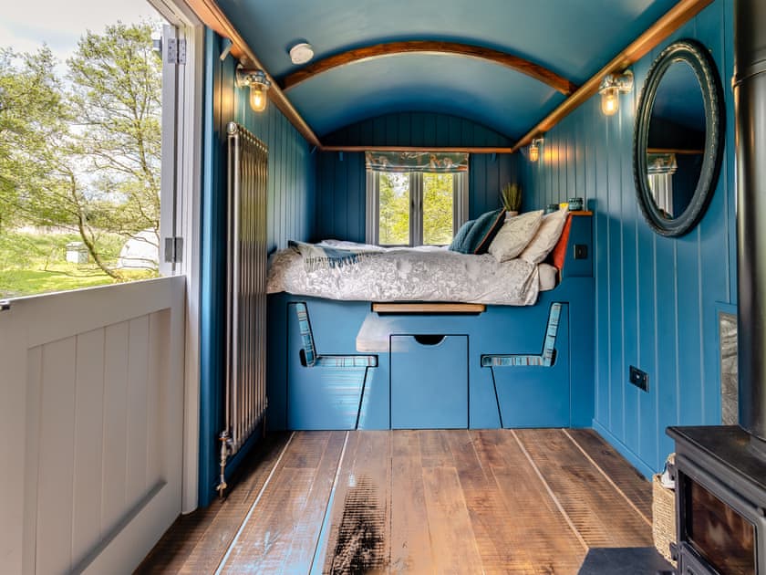 Interior | Willow Shepherd’s Hut - Shropshire Glamping, Telford