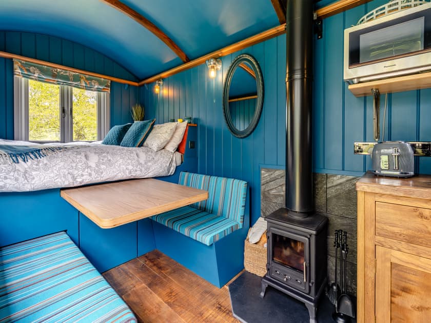 Interior | Willow Shepherd’s Hut - Shropshire Glamping, Telford