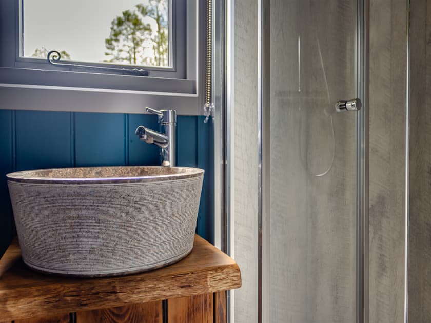 Interior | Willow Shepherd’s Hut - Shropshire Glamping, Telford