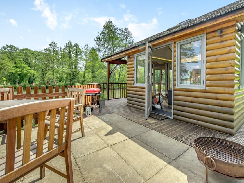Patio | Summer House - Shropshire Glamping, Telford