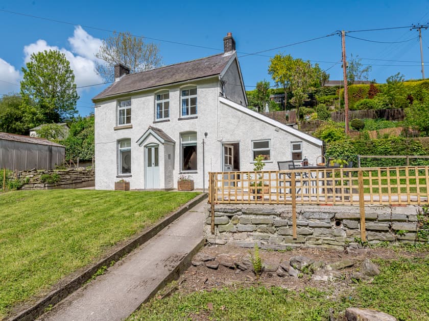 Exterior | Jackdaw Cottage, Knighton