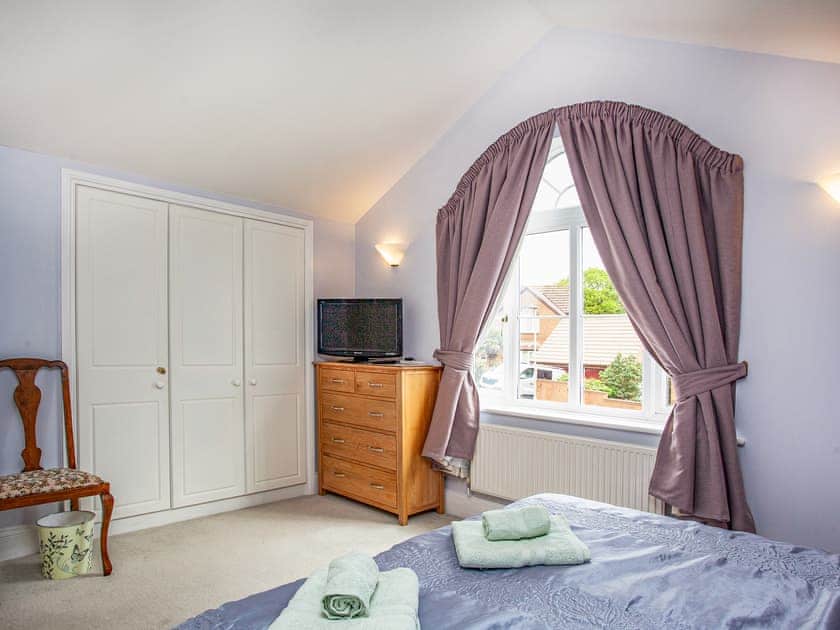 Double bedroom | Squirrels, Teignmouth