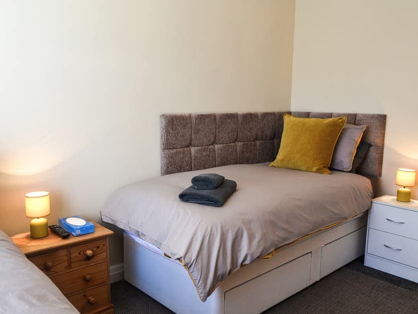 Twin bedroom | Corner Cottage, Bridlington