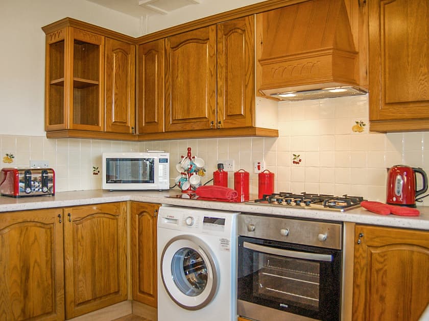 Kitchen/diner | Angorfa Family Holiday House, Aberdovey
