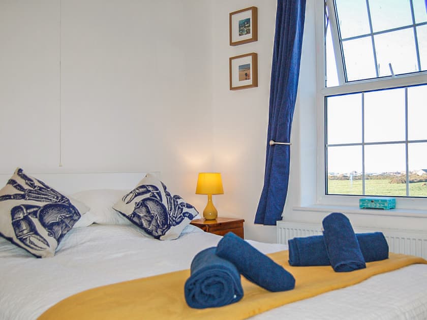 Double bedroom | Angorfa Family Holiday House, Aberdovey