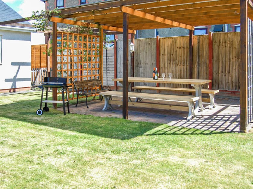 Garden | Angorfa Family Holiday House, Aberdovey