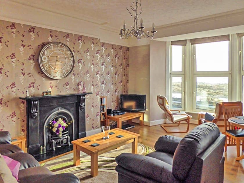 Living room | Barmouth Sea View Apartment, Barmouth