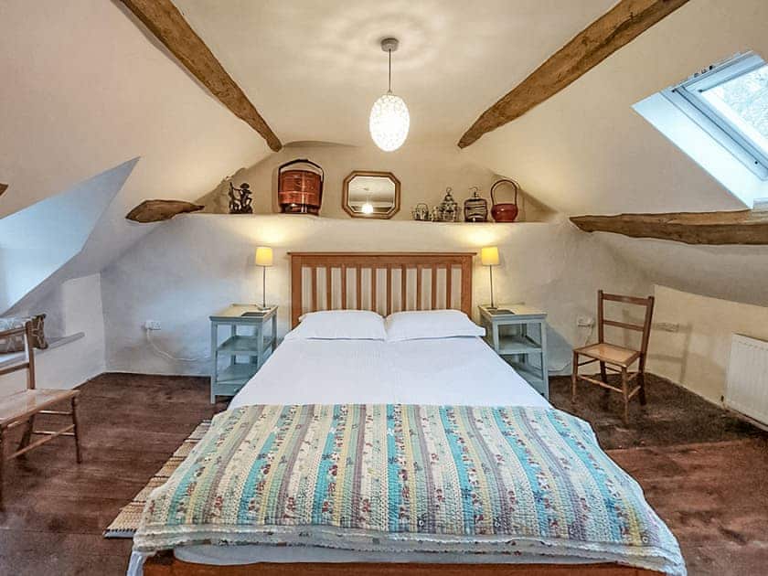 Double bedroom | Cae Einion Cottage, Islawr-dref, near Dolgellau