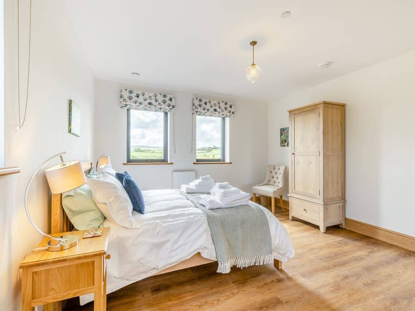 Double bedroom | Rhandir Hen, Aberystwyth
