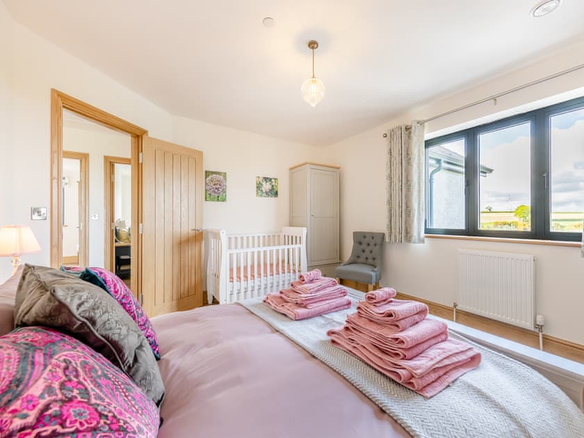 Double bedroom | Rhandir Hen, Aberystwyth