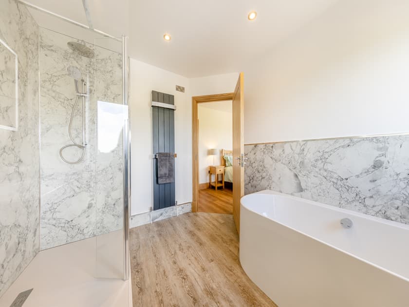 Bathroom | Rhandir Hen, Aberystwyth
