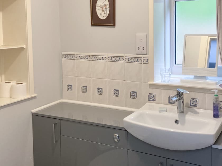 Bathroom | Farr, Helmsdale, near Brora