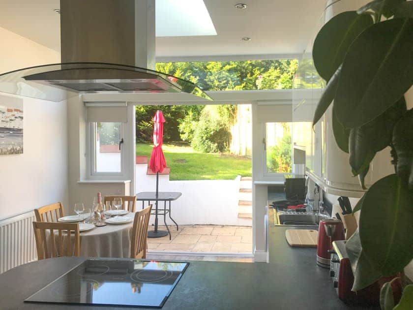 Open plan living space | Beach Walk, Paignton
