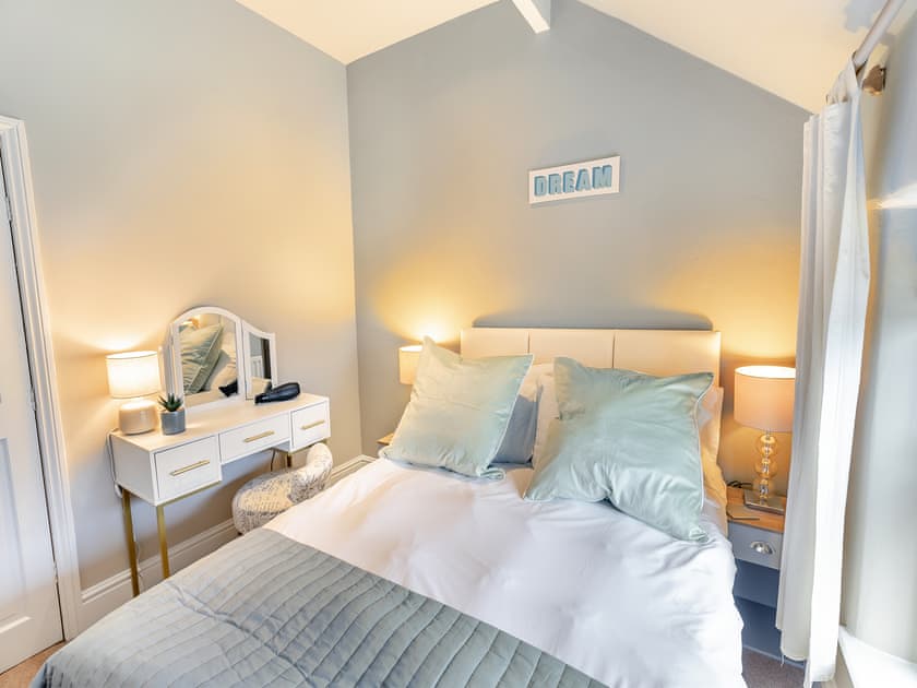 Double bedroom | Rock Mews, Bakewell