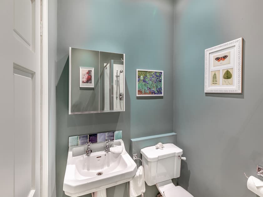 Bathroom | Rock Mews, Bakewell