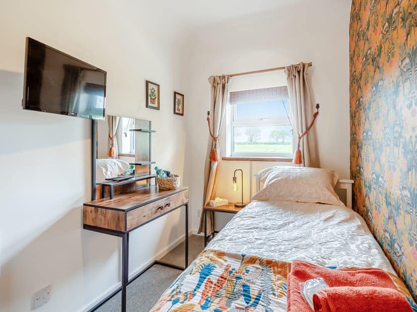 Single bedroom | Covehithe House, Wrentham, near Southwold