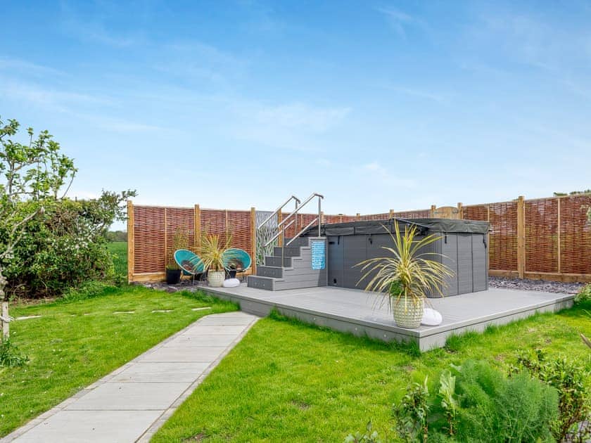 Jacuzzi | Covehithe House, Wrentham, near Southwold