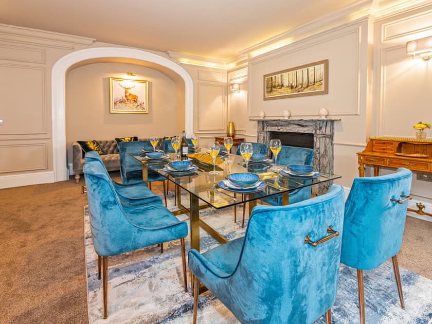 Dining room | Ttich Manor, Wolverton, near Milton Keynes