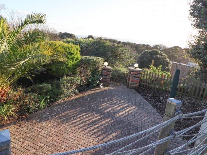Driveway | Sea Grove, Ventnor