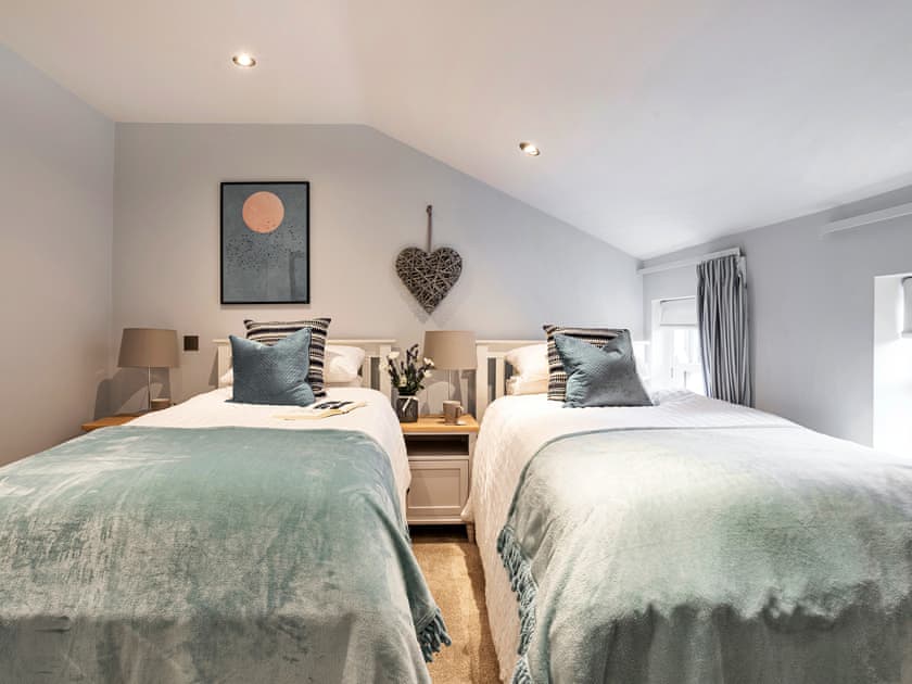 Twin bedroom | Ivy Cottage, Casterton