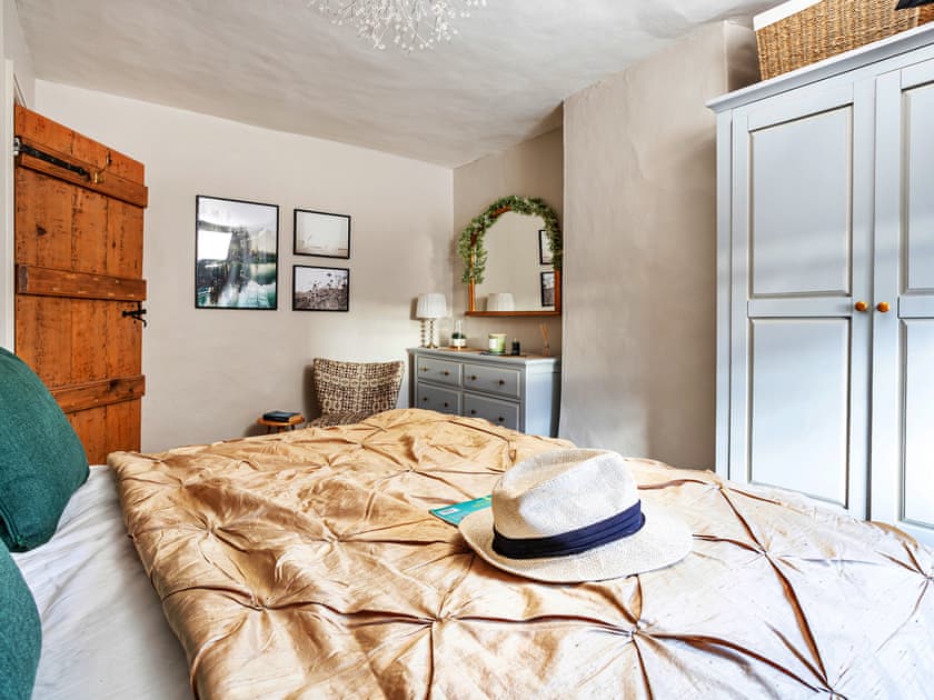 Double bedroom | Ivy Cottage, Casterton