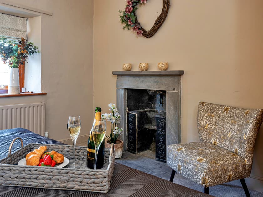 Double bedroom | Ivy Cottage, Casterton