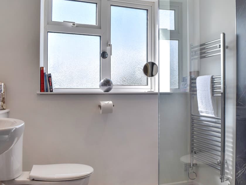 Shower room  | Thornes Farm Cottage, West Quantoxhead
